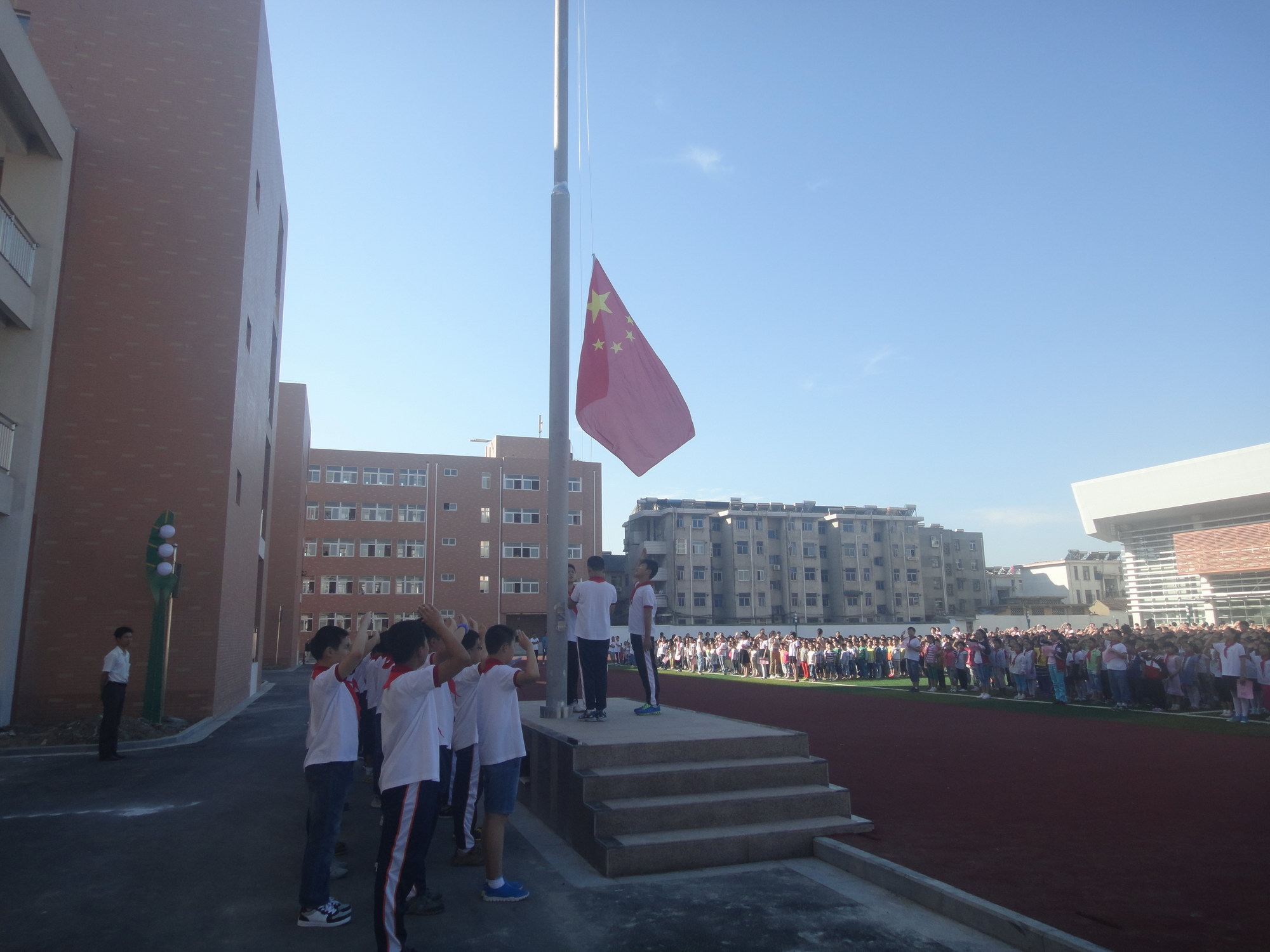  p>仪征市实验小学,成立于1907年,位于江苏仪征市东园路的公立学校.