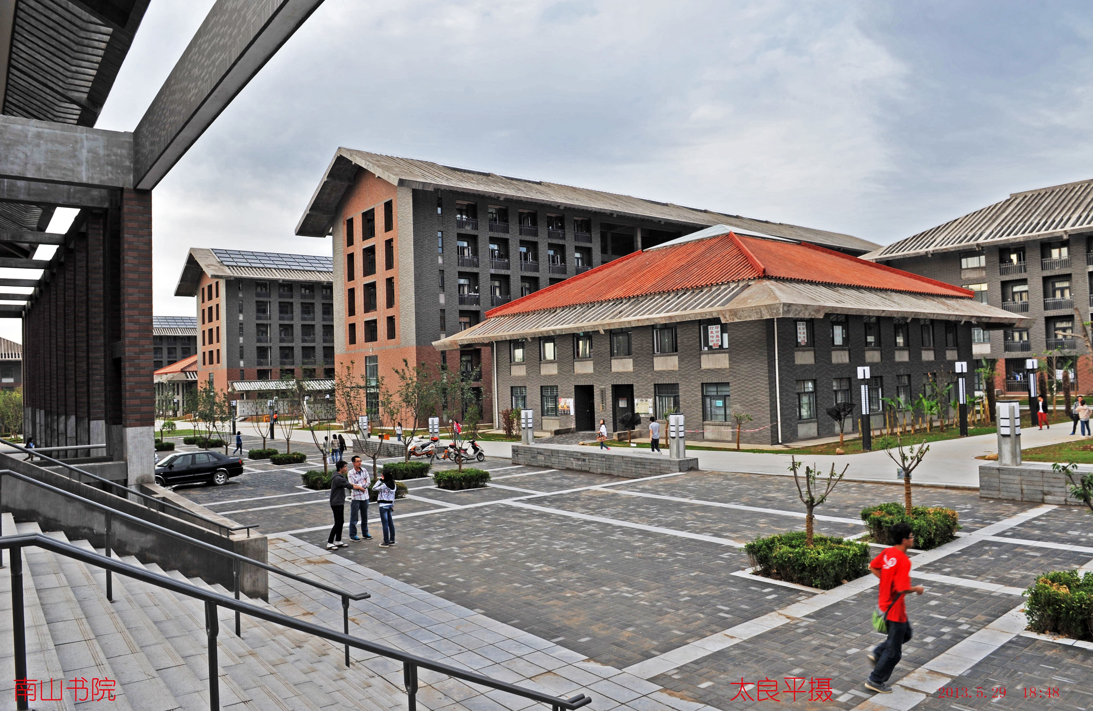 西安建大草堂校区