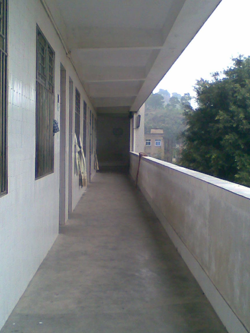 陆丰市东海龙潭中学