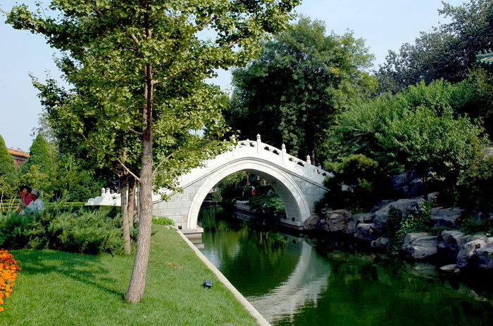  p data-id="gnxavoxtl3">北京菖蒲河公园位于 a target="_blank"