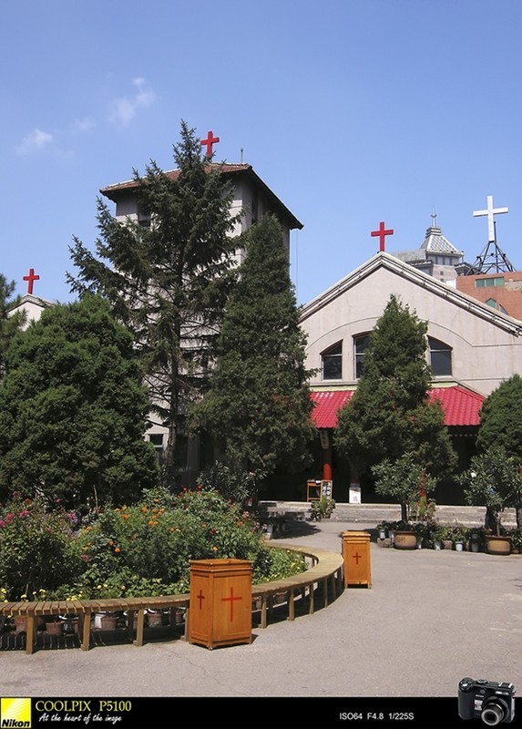  p data-id="gnx3q6isc1">沈阳东关基督教堂是一座具有一百二十年历史