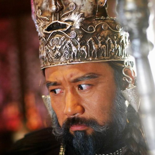 讲述了一支在中国古代武夷山彭祖时期流失已久的神笔,透过历史变迁