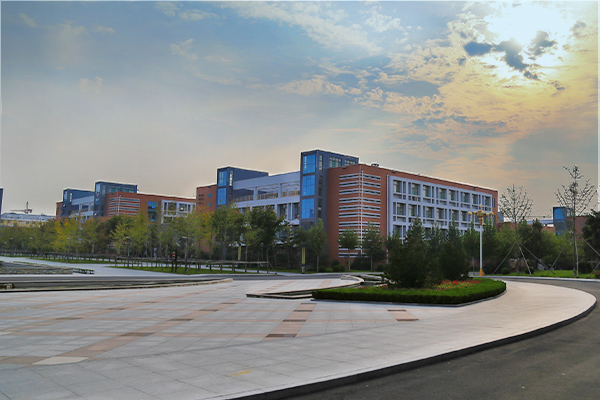  p>潍坊实验中学( a target="_blank" href="/item/山东二七一教育