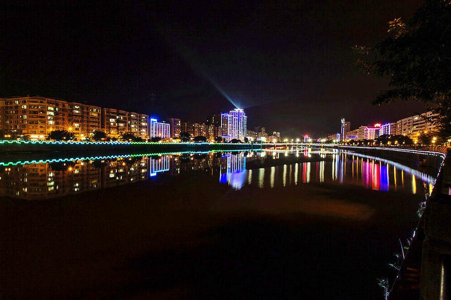  p>南雄市,广东省 a target="_blank" href="/item/财政直管县