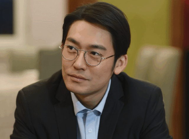 《大浦东》张博多面形象诠释创业翘楚，好演员的春天来了_百科TA说
