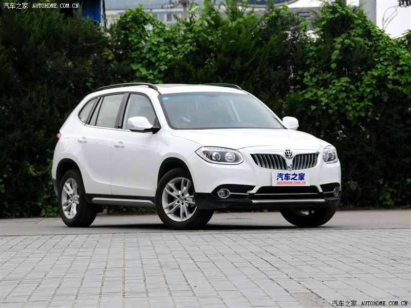  p>suv是指运动型多用途汽车,不同于可在崎岖地面使用的 a target="