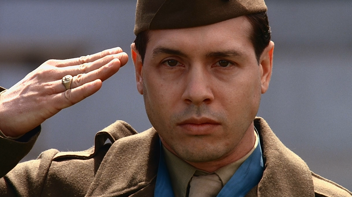  p>约翰·巴斯隆(john basilone,1916年11月4日-1945年2月19日)是一名