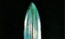 越王勾践剑与吴王夫差矛：中国古代兵器的“双绝”_百科TA说