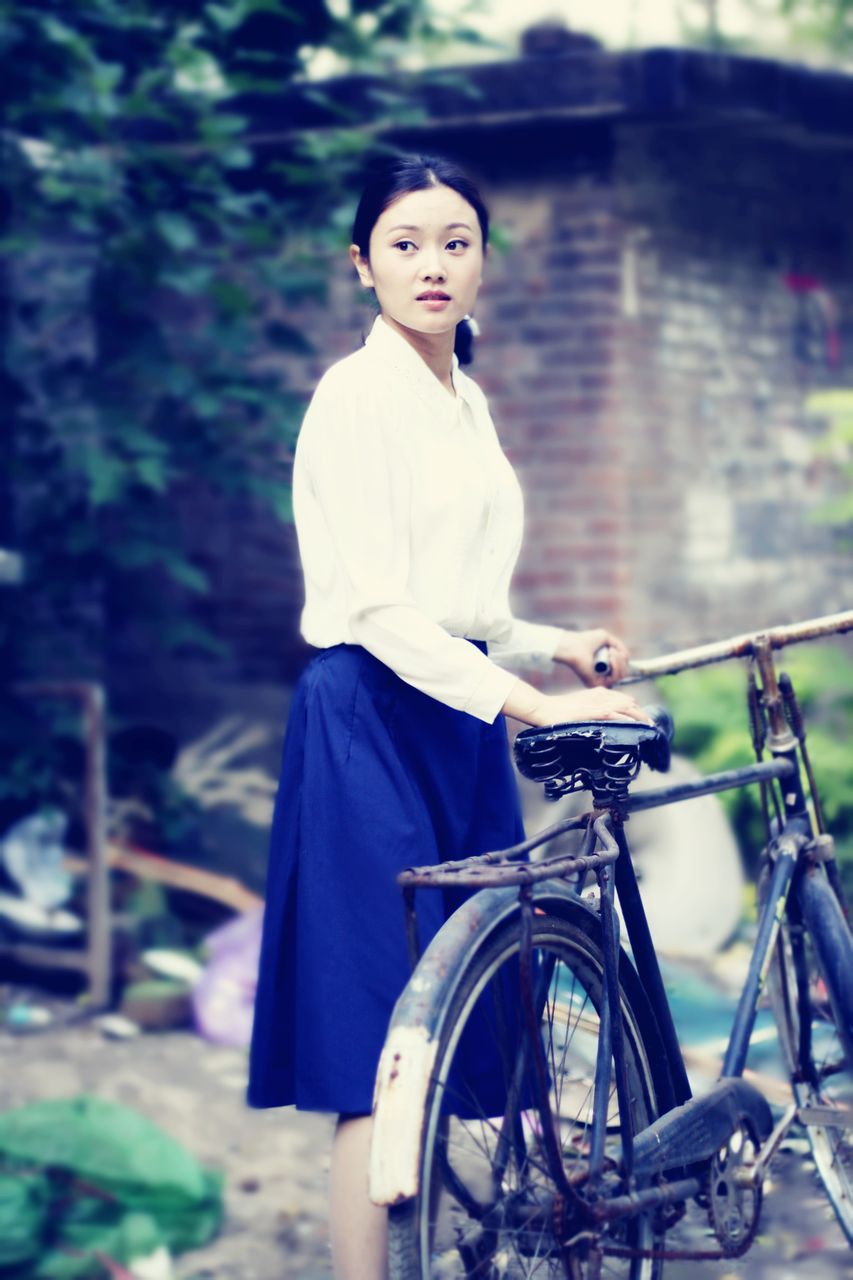 陈凡,2月17日出生于陕西省宝鸡市,毕业于北京电影学院,中国内地女演员