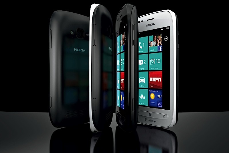 采用微软 a href="#">windows phone /a>操作系统的 a href="#" data