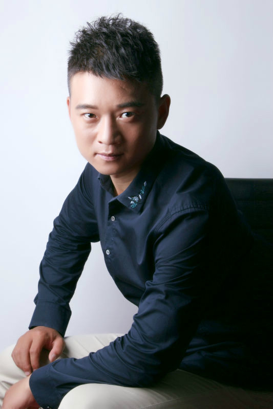  p>王中华,男,汉族,1983年5月25日出生,河南洛阳人.