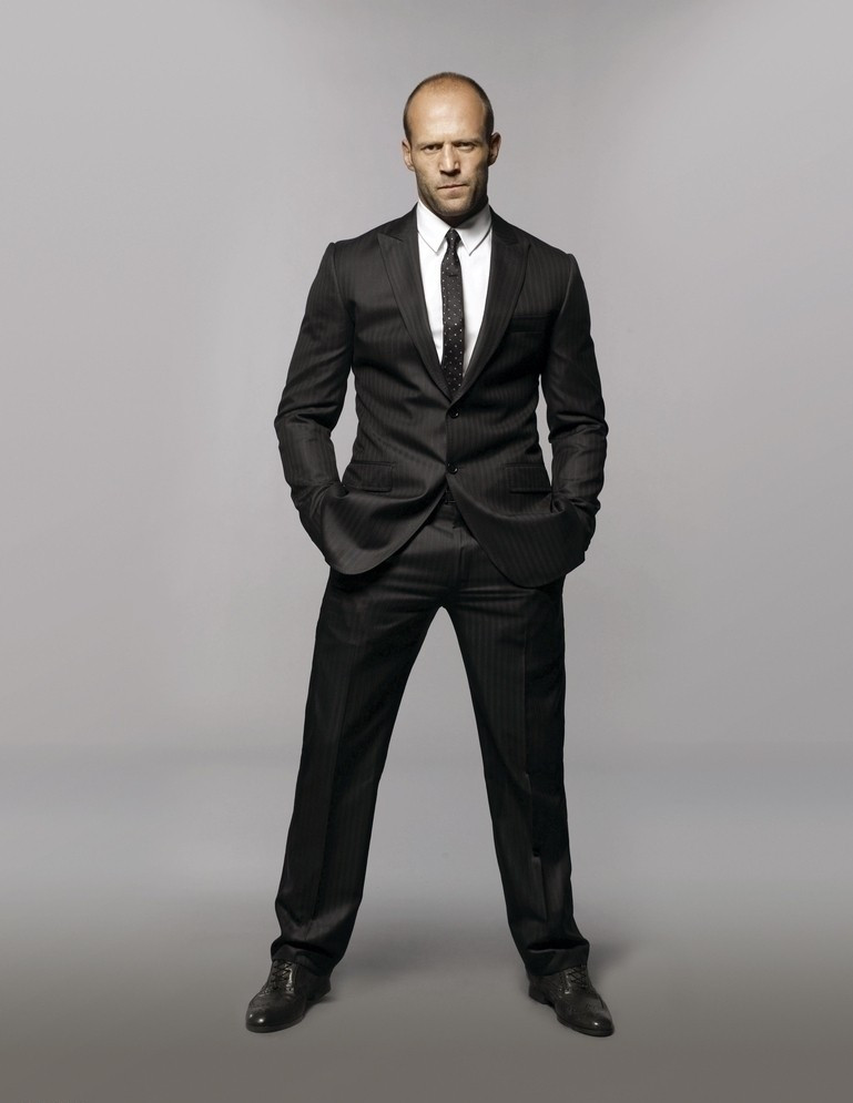  p>杰森·斯坦森(jason statham),1967年7月26日出生于英国伦敦,英国