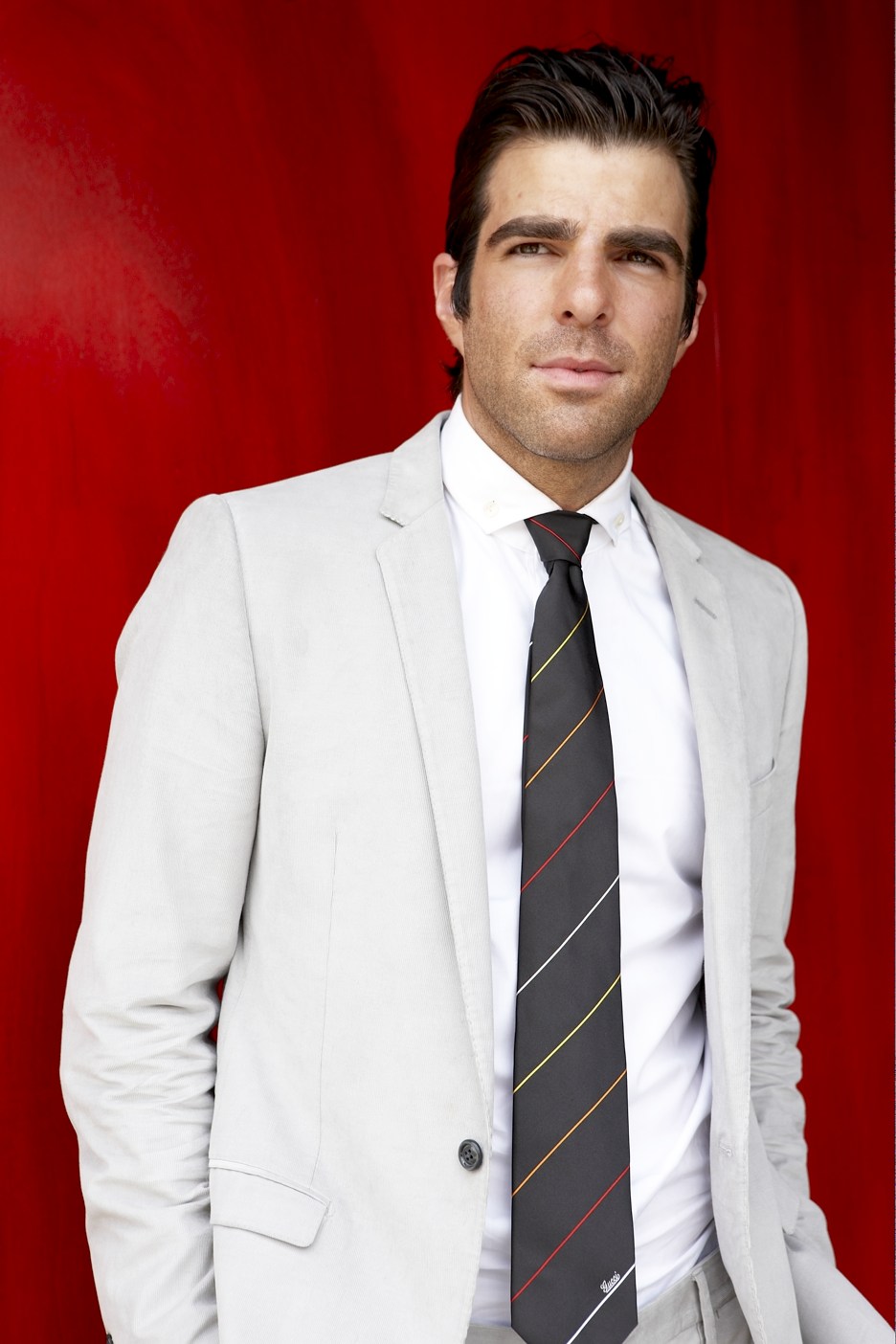  p>扎克瑞·昆图(zachary quinto),1977年6月2日出生于美国宾夕法尼亚