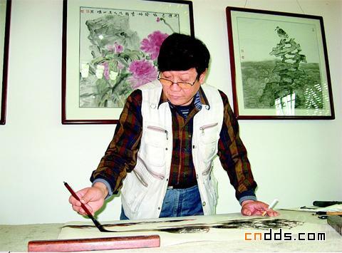  p data-id="gnburpq79m">白墨,1947年出生于 