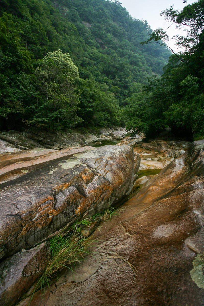 黄岗山大峡谷