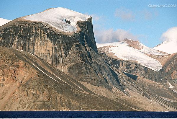  p>巴芬岛(baffin island)一译"巴芬兰",是 a href="#" data-lemmaid=