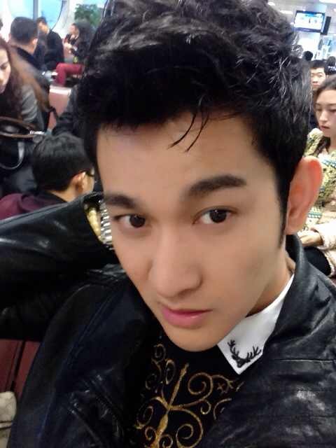 "gnwobz5514">郭鑫(frankie),5月1日出生于山东省,中国内地影视男演员