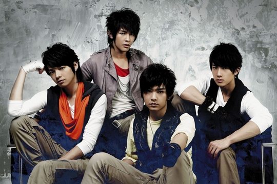 e和 a target="_blank" href="/item/飞轮海/242117" data-lemmaid="