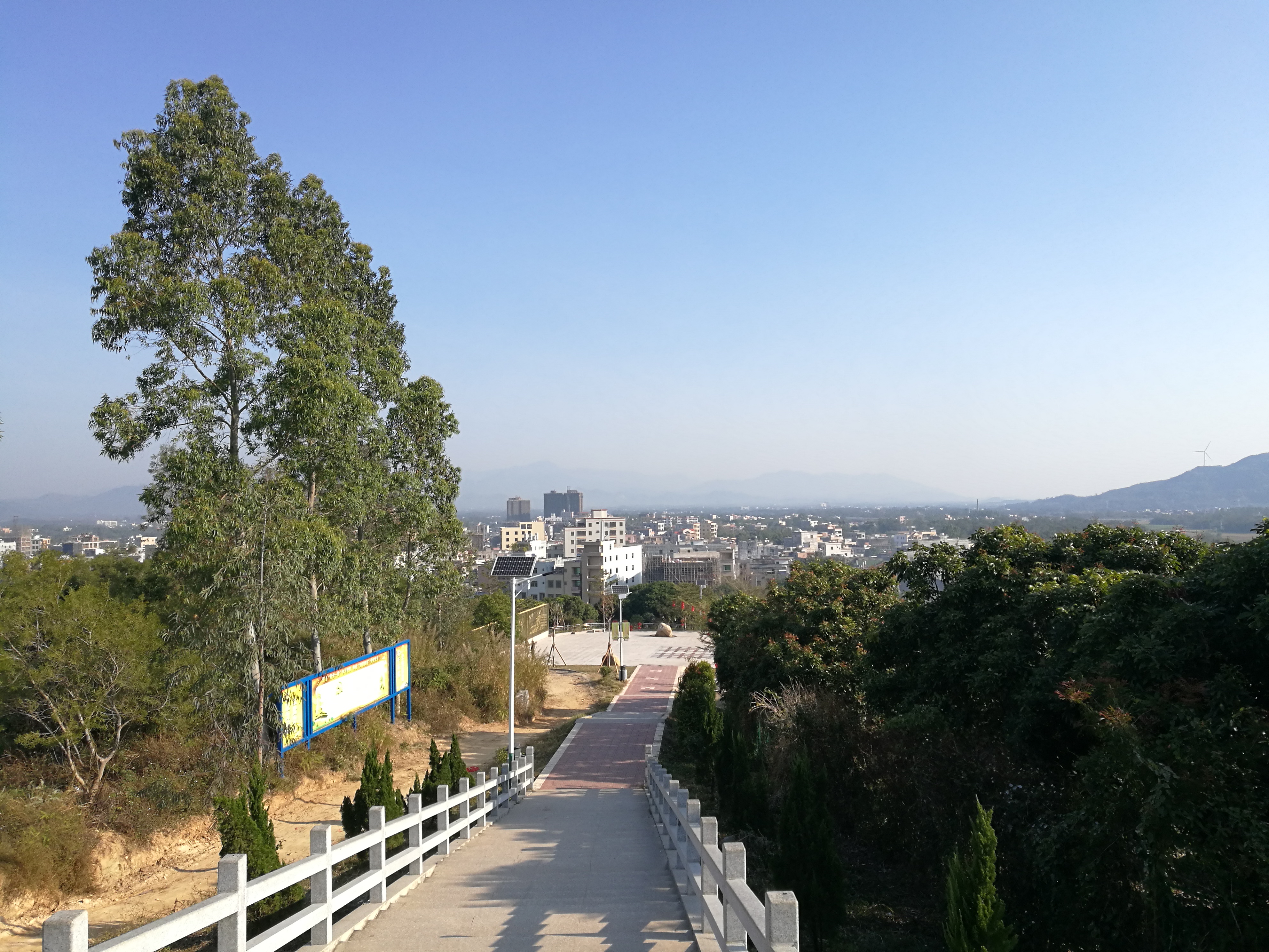  p data-id="gnvfqy7da9">马踏镇,隶属于广东省茂名市电白区,地处 a