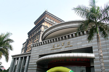  p>南宁邕江宾馆坐落于南宁繁华商业中心的安静地带,依傍美丽的邕江