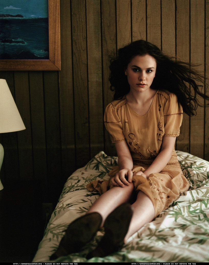  p>安娜·帕奎因(anna paquin),1982年7月24日出生于加拿大中南部的