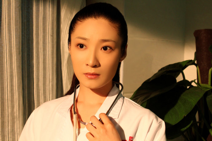  p data-id="gntp6khgvb">秦丽,出生于山东省青岛市,中国内地女演员