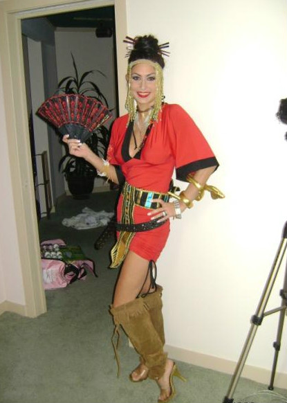  p>杰西卡·詹梅斯,英文名jessica jaymes,女,(1981年3月8日-2019年9