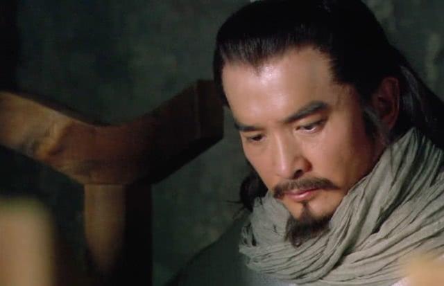 《水浒传》王伦能力有限？他用了一个人，晁盖和宋江也都重用_百科TA说