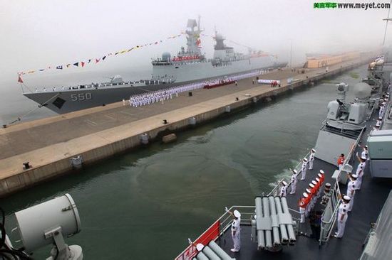  p>驱逐舰第一支队隶属于北海舰队,前身是在青岛组建的海军青岛基地