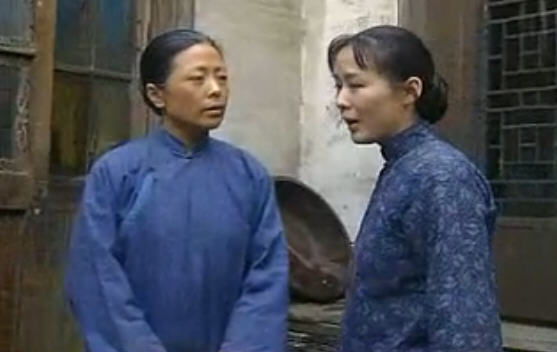  p>电视连续剧《相思成云烟》以半个世纪前江南古镇为背景,讲述一位