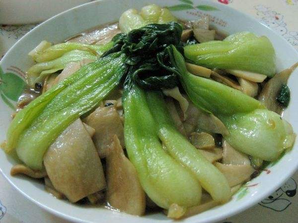 杏鲍菇炒青菜