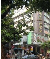  p data-id="sn5mxar2qj9j">凤山大厦位于罗湖区凤凰路与中兴路交界.