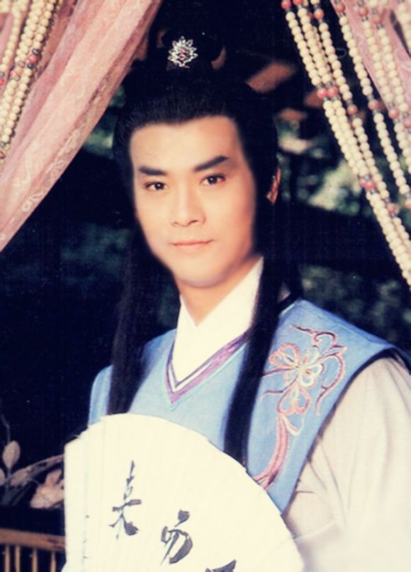  p>郑少秋,1947年2月24日出生于香港,祖籍广东,中国香港男演员,歌手.