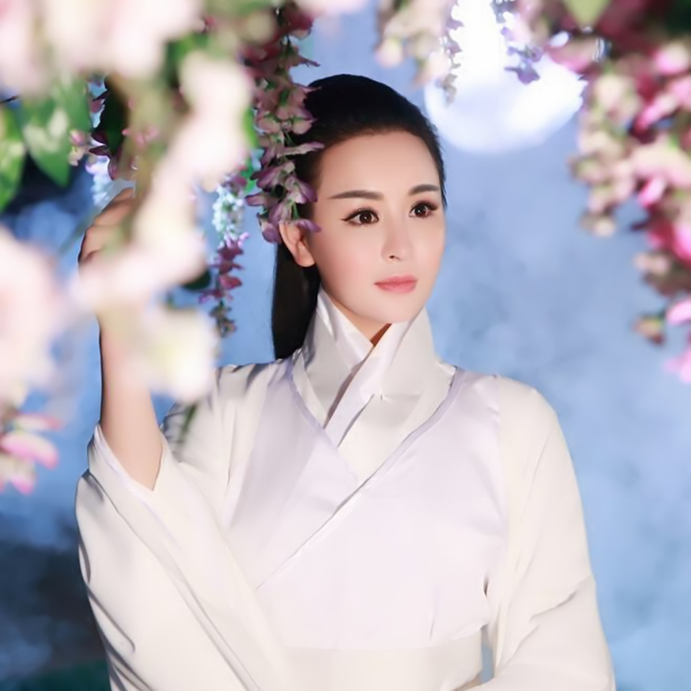 烟雨江南歌曲原唱(烟雨江南歌曲原唱云菲菲动态乐谱)