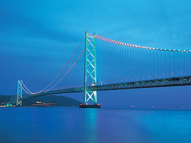 p>明石海峡大桥(akashi kaikyo bridge)是日本兵库县境内连接 a
