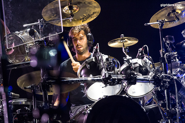  /p> p>他是美国新金属乐队 a target="_blank" href="/item/林肯公园