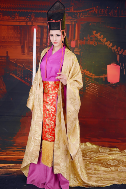  p data-id="gnyxrlhpqh">小幂,真名毛友风,被称为男版杨幂,反串演员.