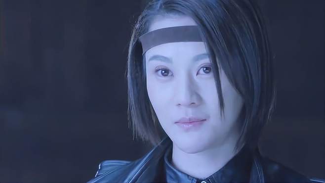 《黑白禁区》的反面角色,由中国内地影视女演员安雅萍饰演,职业杀手