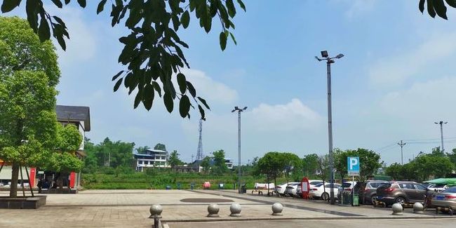  p data-id="gnhel2j7ag">香龙镇,隶属于重庆市合川区,地处 a target=