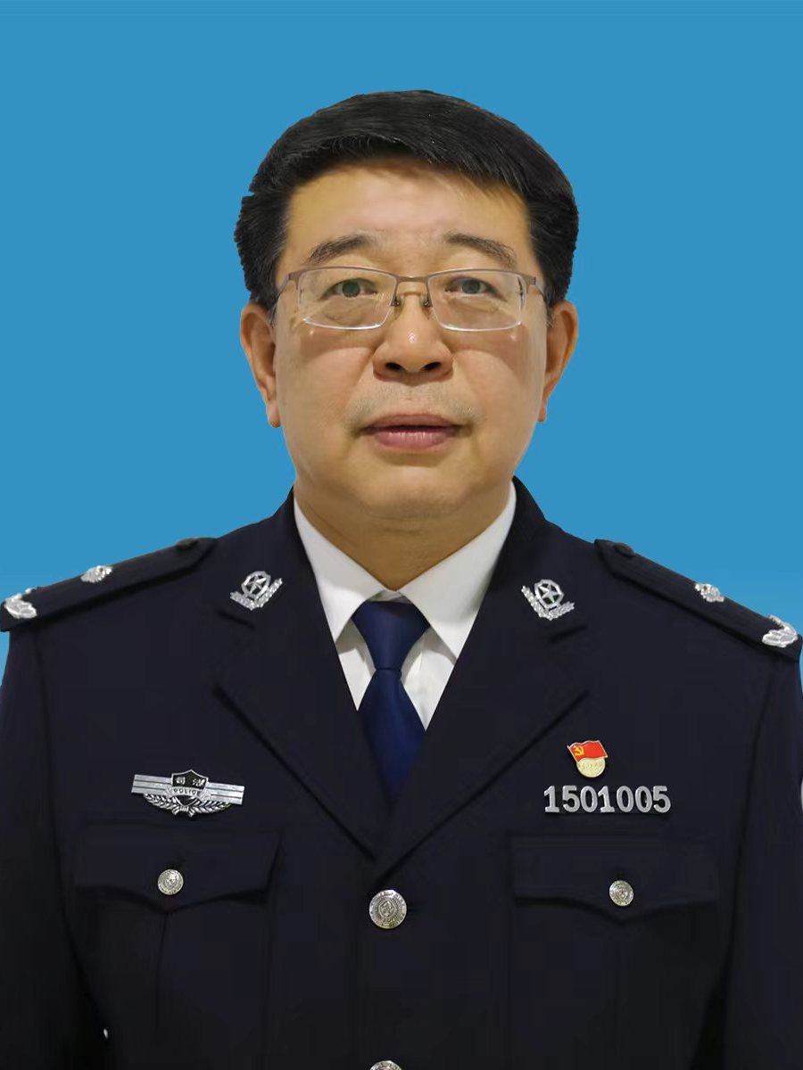 data-id="u4ueqnkfiipv">王乾坤,男,汉族,1969年1月生,黑龙江泰来县人