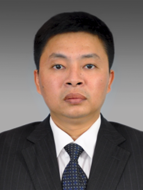  p data-id="sjhblrpzphzb">吴建忠,男,汉族,1974年4月出生,秀屿区