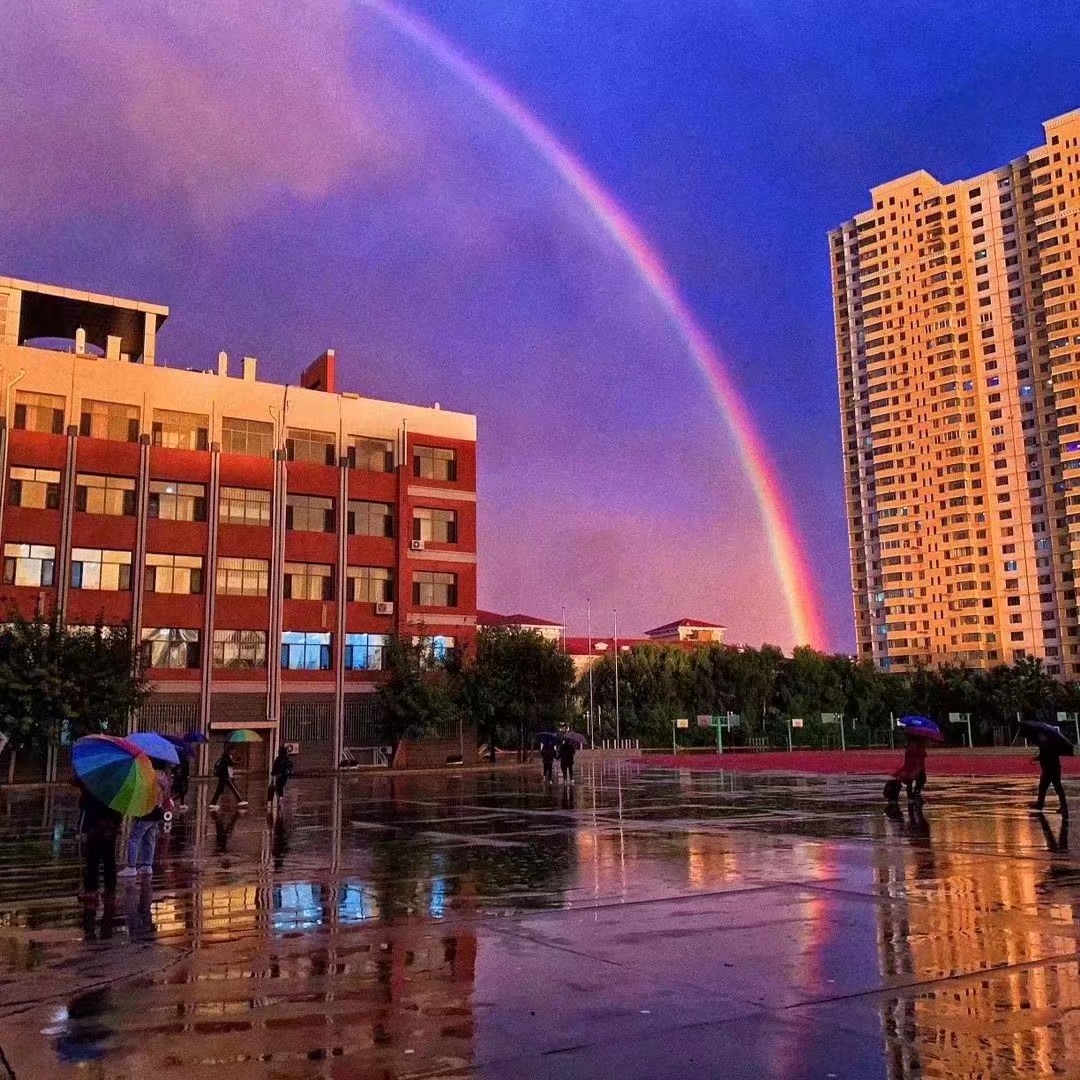 大庆市靓湖学校