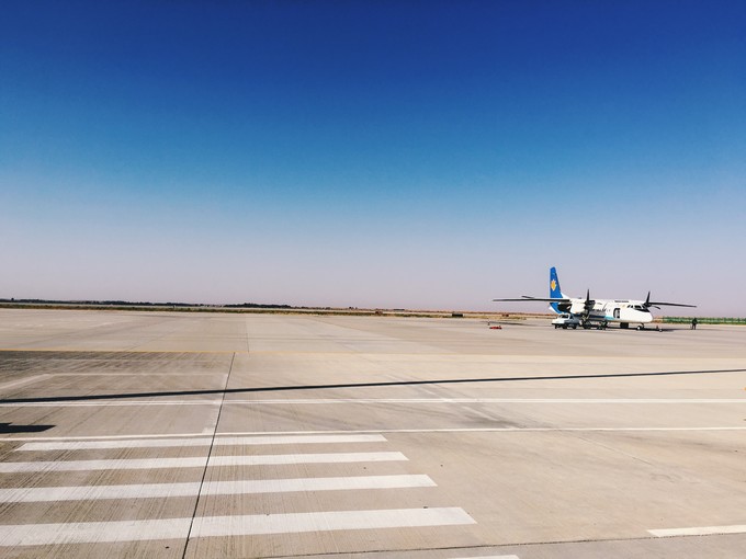  p>阿拉善左旗巴彦浩特机场(alax zuoqi bayanhot airport, a target=