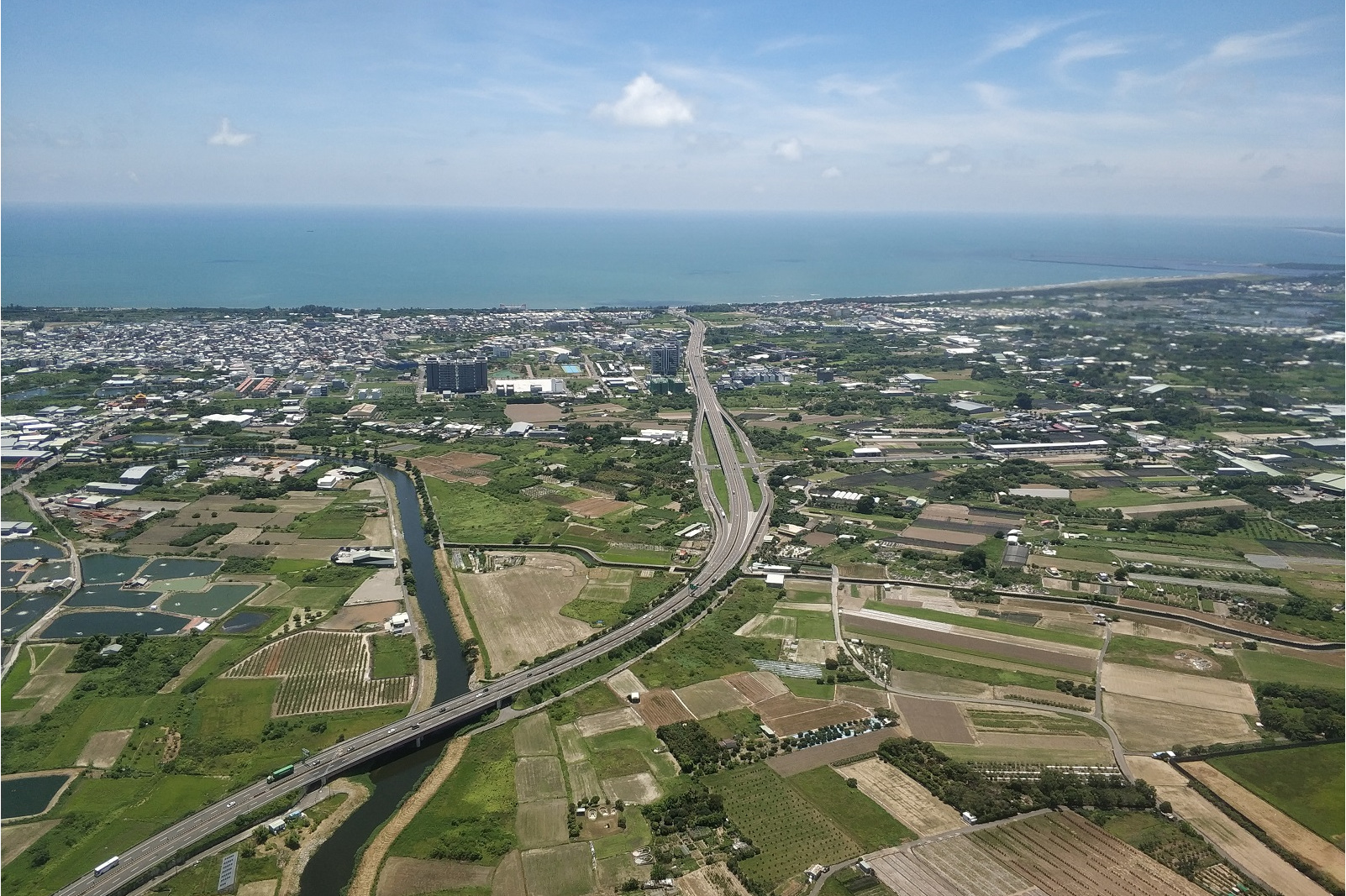 ">嘉南平原 /a>,位于 a target="_blank" href="/item/台湾省/761219"