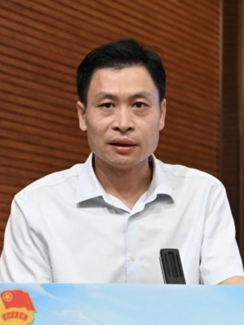  p data-id="gnbrzthmbu">苏德权,男,汉族,秀屿区东庄镇人,1977年11月