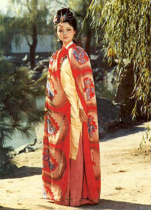 《 a target="_blank" href="/item/红楼梦/15311" data-lemmaid="