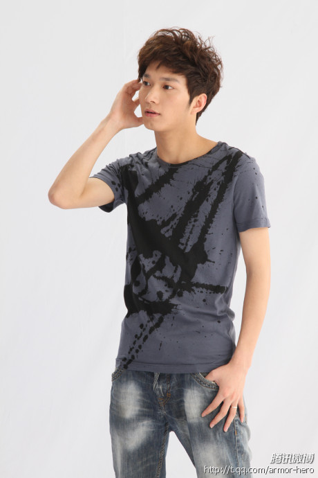  p>金刚铠甲,是国产特摄剧《 a target="_blank" href="/item/铠甲