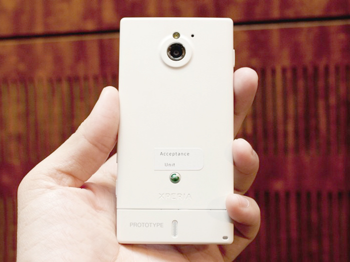  p>索尼2012年推出的一款中端智能手机,其浮空触控技术成为该机一大