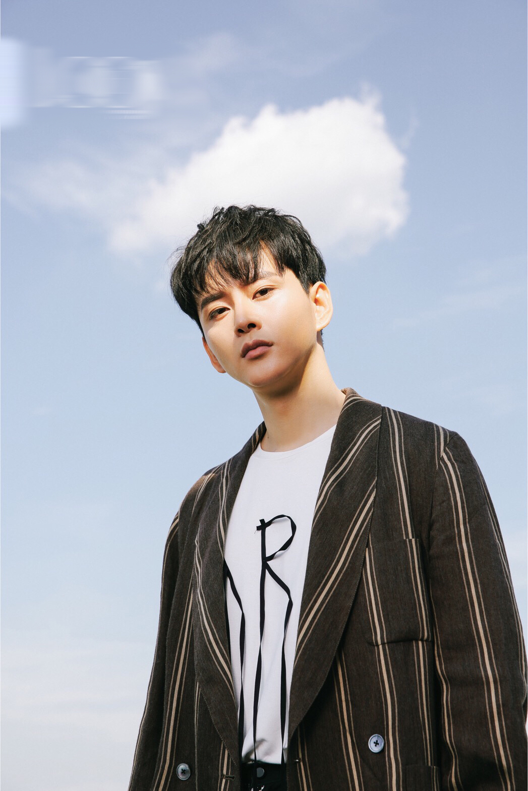  p>黄宥明,原名黄明,4月15日出生于湖北省咸宁市崇阳县,中国内地影视