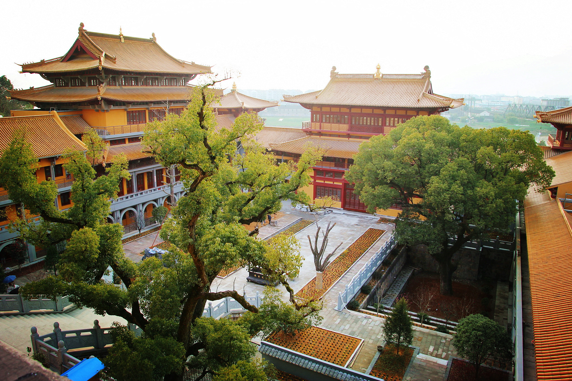  p data-id="gnbk12vphv">上虞多宝讲寺座落在浙江省 a target="